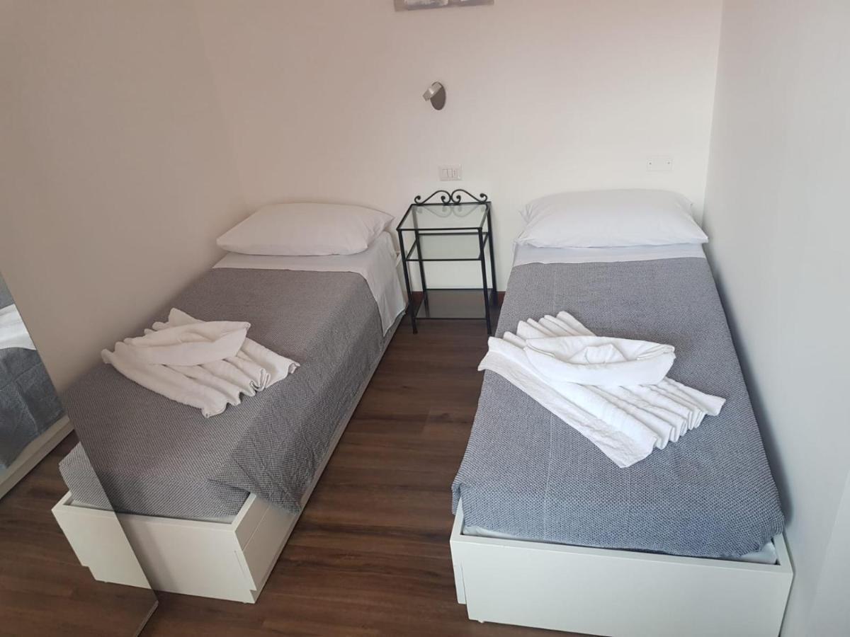 B&B Del Corso Castano Primo Екстериор снимка