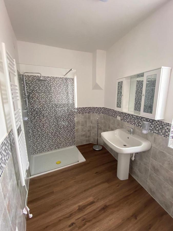B&B Del Corso Castano Primo Екстериор снимка