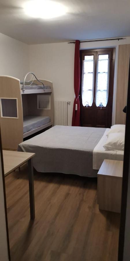 B&B Del Corso Castano Primo Екстериор снимка